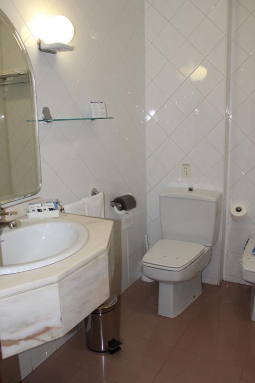Residencia Miramar Hotel San Vicente De La Barquera Room photo